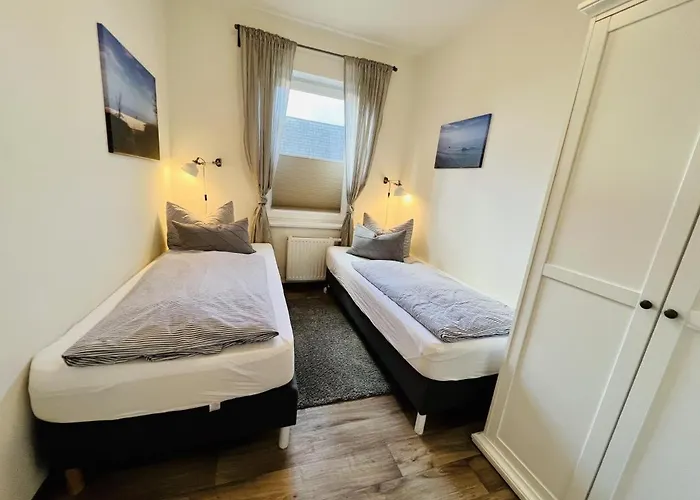 Haus Auguste, Haubentaucher